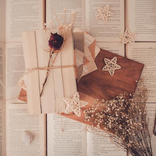 Books, Roses & Stars
